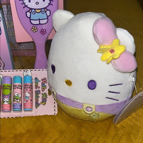 Hello Kitty Pink Easter 55pc bundle and White Kids Toy Gift basket - Picture 3 of 7